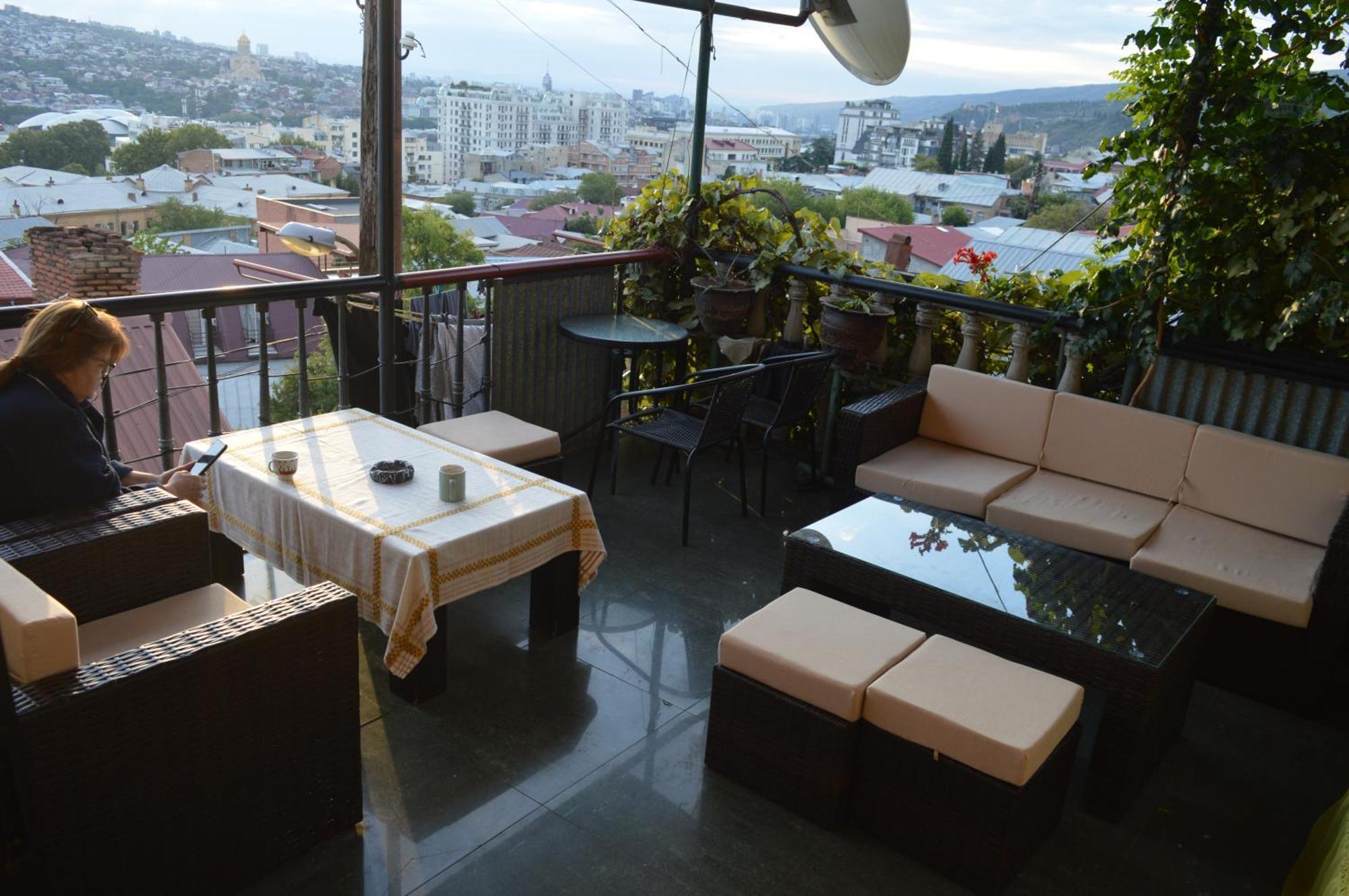 Ferienwohnung Terasa Mtacminda Tbilisi Exterior foto